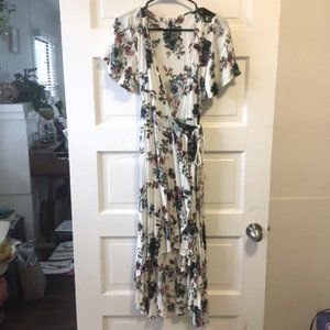 2bella Elegant White Floral Dress (S)
